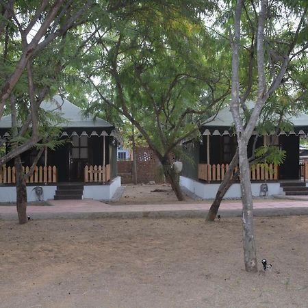 Gulmohar Sariska Resort Bairāt Buitenkant foto